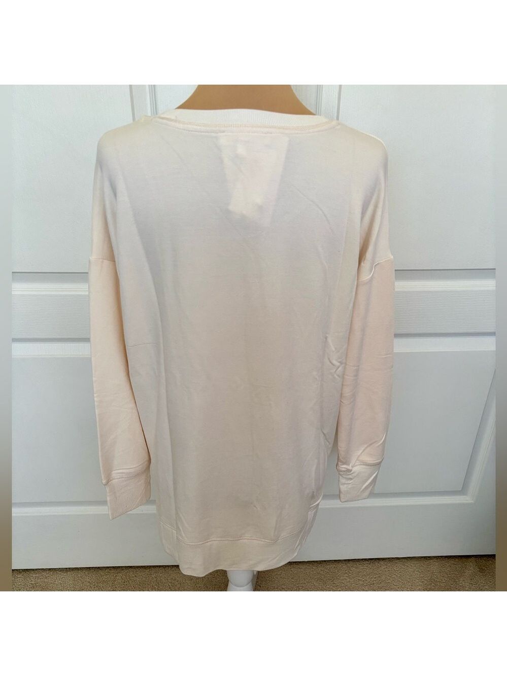 NWT Workshop Cream Sweatshirt - Super Soft, Size M, Cozy Chic! - Picture 6 of 12